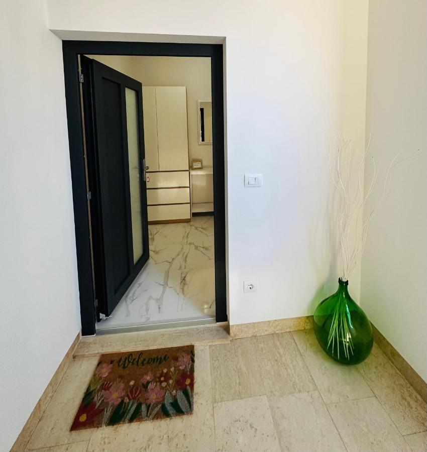 Studio Zara Ровинь Экстерьер фото